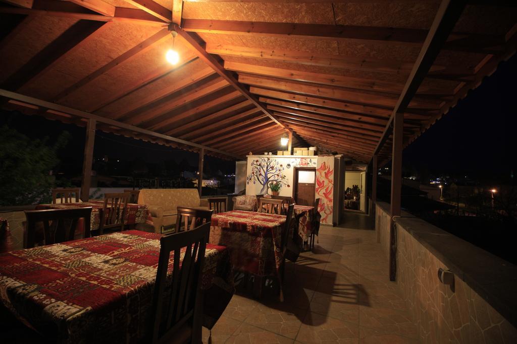 Bed and Breakfast Happydocia Göreme Exterior foto