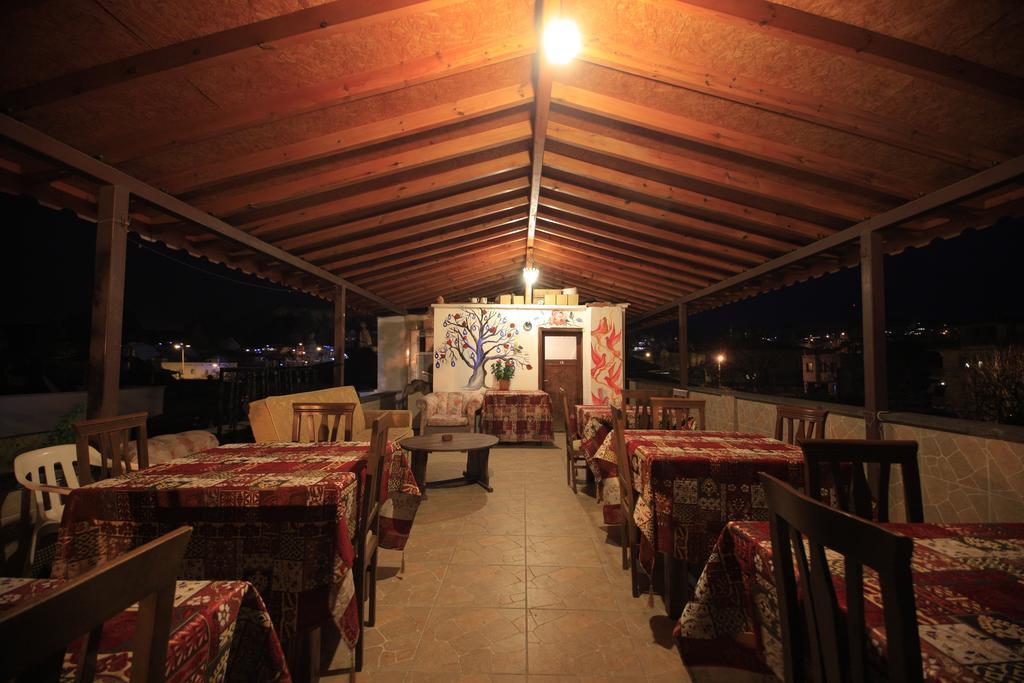 Bed and Breakfast Happydocia Göreme Exterior foto