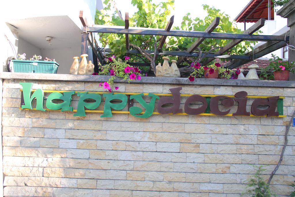Bed and Breakfast Happydocia Göreme Exterior foto
