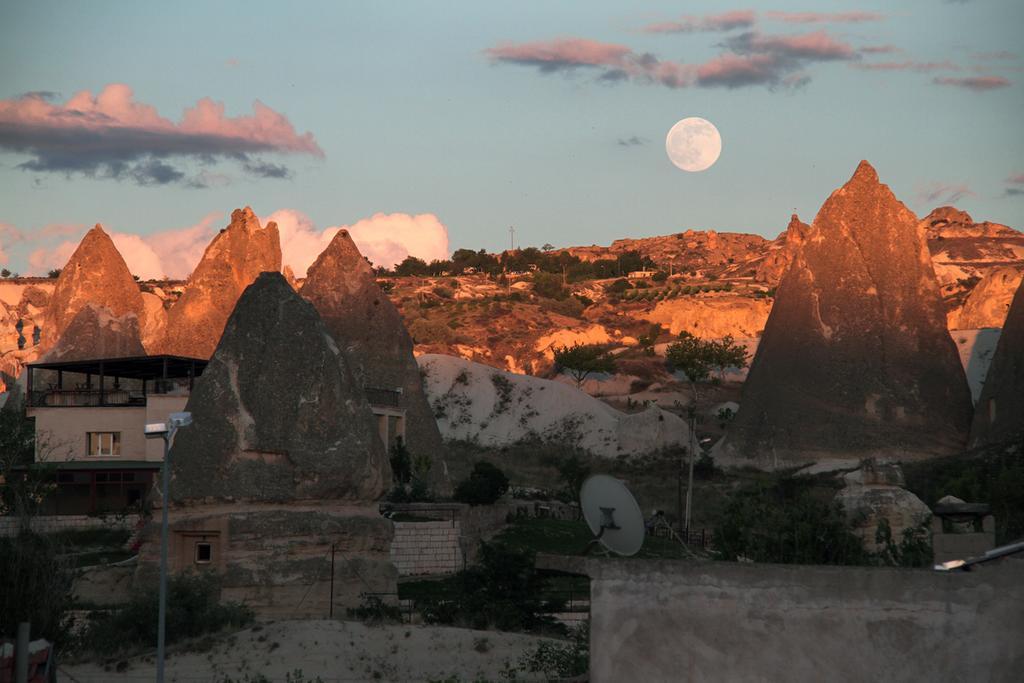 Bed and Breakfast Happydocia Göreme Exterior foto