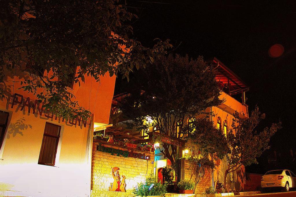 Bed and Breakfast Happydocia Göreme Exterior foto