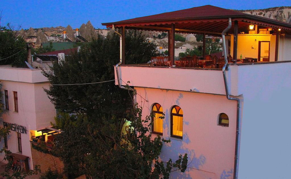 Bed and Breakfast Happydocia Göreme Exterior foto